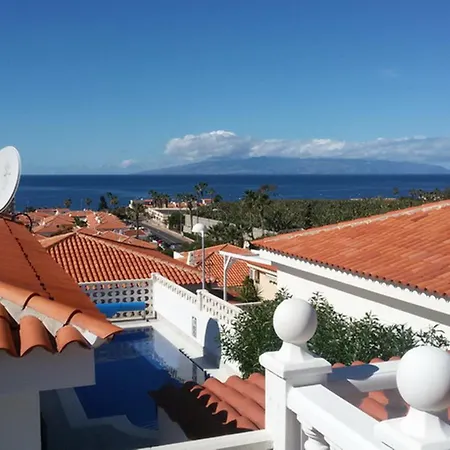 Bella 3-bedroom With Private Pool And Spacious Patio Overlooking Ocean كالاو سالفاجي