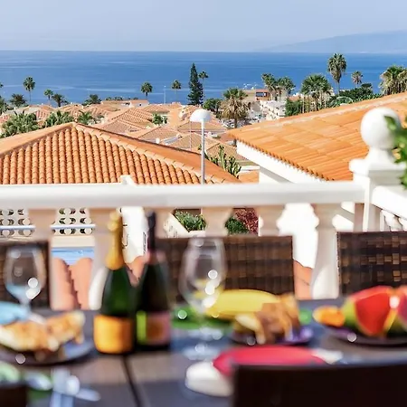 Bella 3-bedroom With Private Pool And Spacious Patio Overlooking Ocean فيلة كالاو سالفاجي
