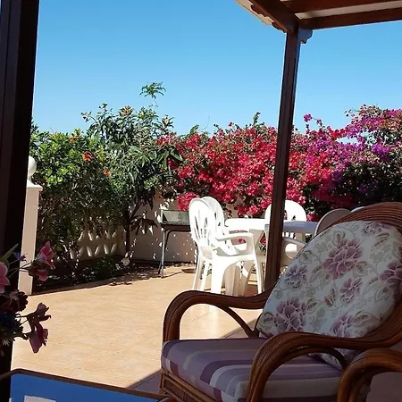 Bella 3-bedroom With Private Pool And Spacious Patio Overlooking Ocean Βίλα *