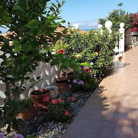 Bella 3-bedroom With Private Pool And Spacious Patio Overlooking Ocean * كالاو سالفاجي