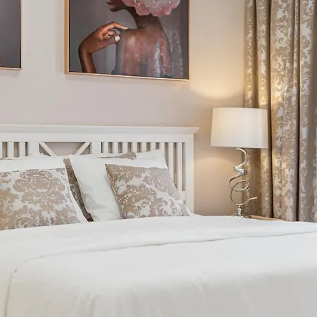 Bella 3-bedroom With Private Pool And Spacious Patio Overlooking Ocean *