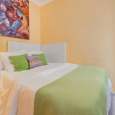 Bella 3-bedroom With Private Pool And Spacious Patio Overlooking Ocean فيلة كالاو سالفاجي