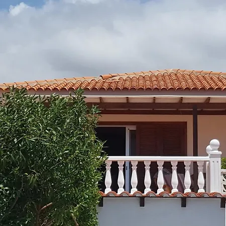 Bella 3-bedroom With Private Pool And Spacious Patio Overlooking Ocean * كالاو سالفاجي